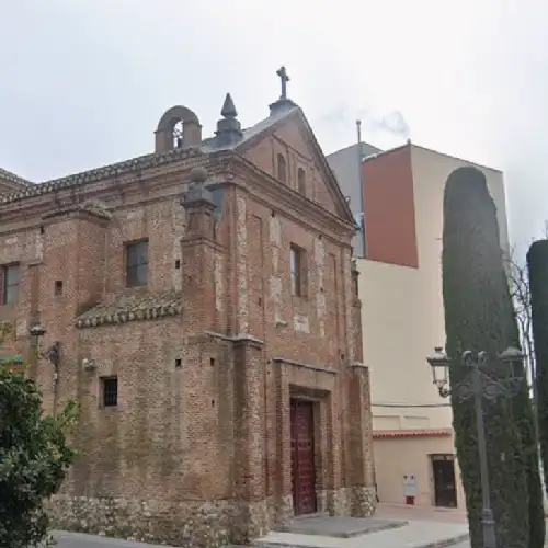 Ermita de Nuestra Señora de los Santos en Móstoles. Horario de misas, bodas, comuniones.
