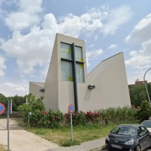 Iglesia Santa Beatriz de Silva en Leganés. Horarios de misa.