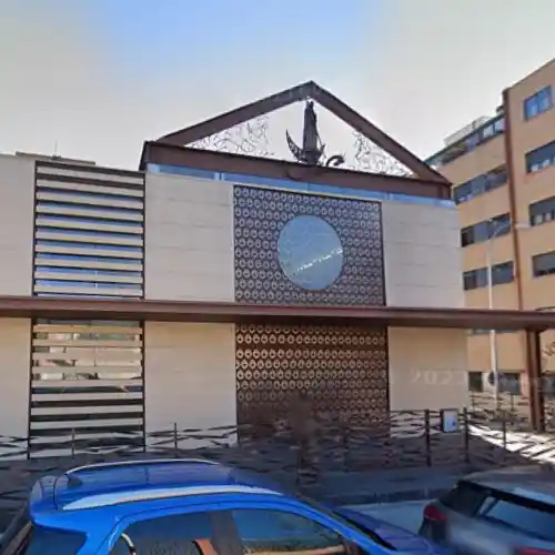 Capilla de Santiago Apóstol en El Retiro. Horarios de misa.