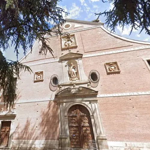 Convento de San Bernardo en Alcalá de Henares. Horarios de misa.