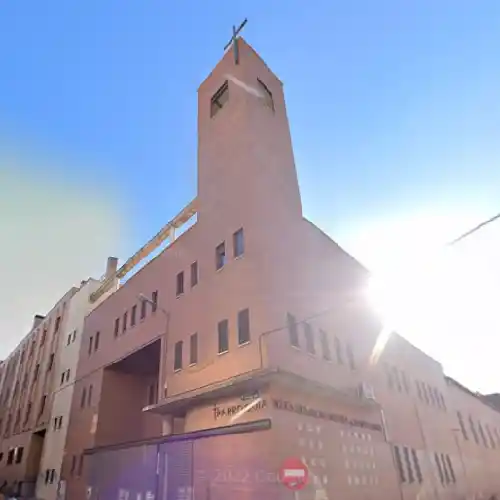 Iglesia Nuestra Señora de la Aurora y Santo Ángel en el Puente de Vallecas. Horarios de misa.