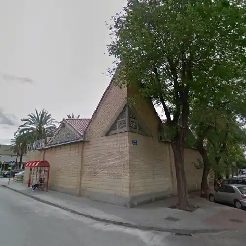 Iglesia Nuestra Señora de la Paz en Parla. Horarios de misa.