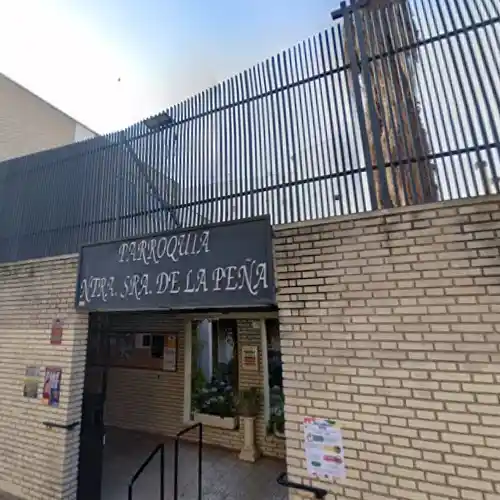 Iglesia Nuestra Señora de la Peña y San Felipe Neri en el Puente de Vallecas. Horarios de misa.