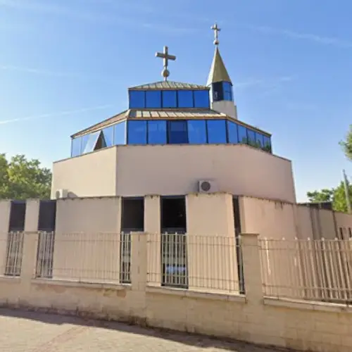 Iglesia Patrocinio de San José en el Puente de Vallecas. Horarios de misa.
