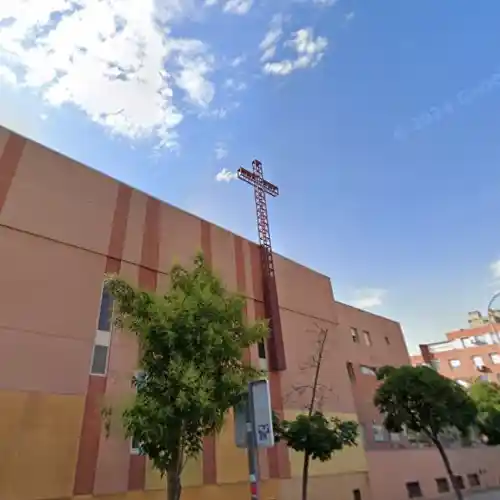 Iglesia San Gregorio Magno en Vicálvaro. Horarios de misa.