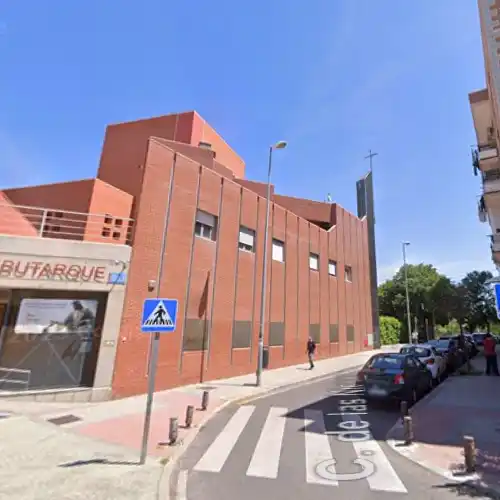 Iglesia de Nuestra Señora de Butarque en Leganés. Horarios de Misa.