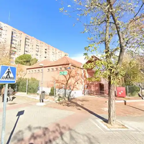 Iglesia de Santa Irene en el Puente de Vallecas. Horarios de misa.